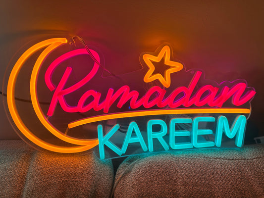 إضاءة نيون رمضان كريم