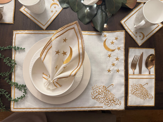 طقم القمر الذهبي - مفارش مطرزة بخيوط حريرية (30 قطعة)