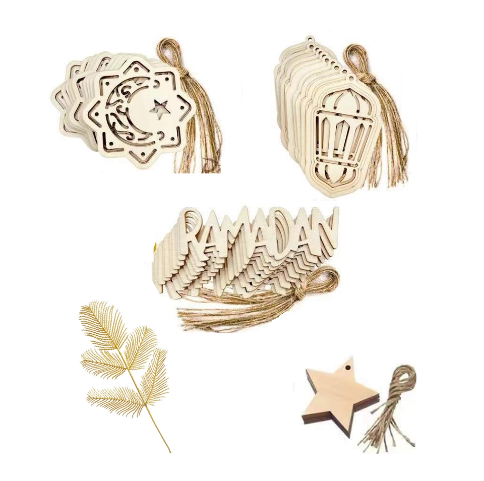 إكليل رمضاني على شكل هلال مع زينة خشبية وأضواء ليد