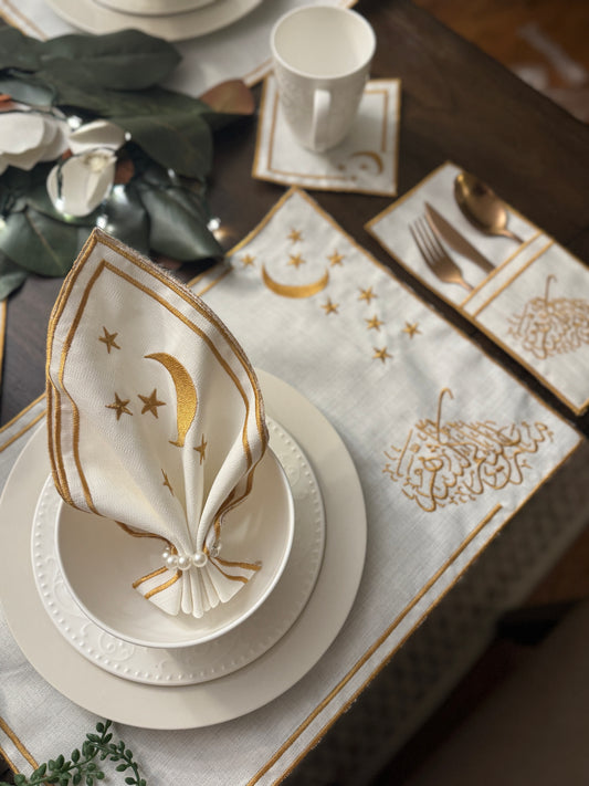 Golden Moon - Silk Embroidery Placemat Set (30 Pieces)